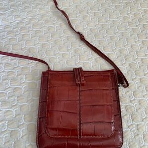 Vintage Elegant Brown Brighton Crocodile-Embossed Crossbody Bag